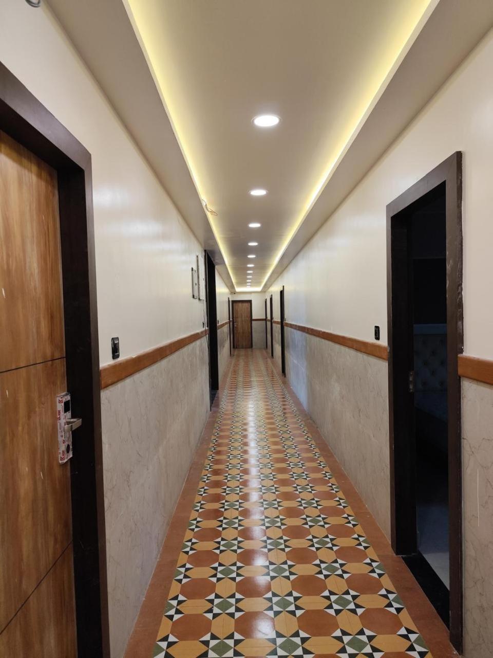 Sree Mahalakshmi Residency By K Hotels Virudunagar Экстерьер фото